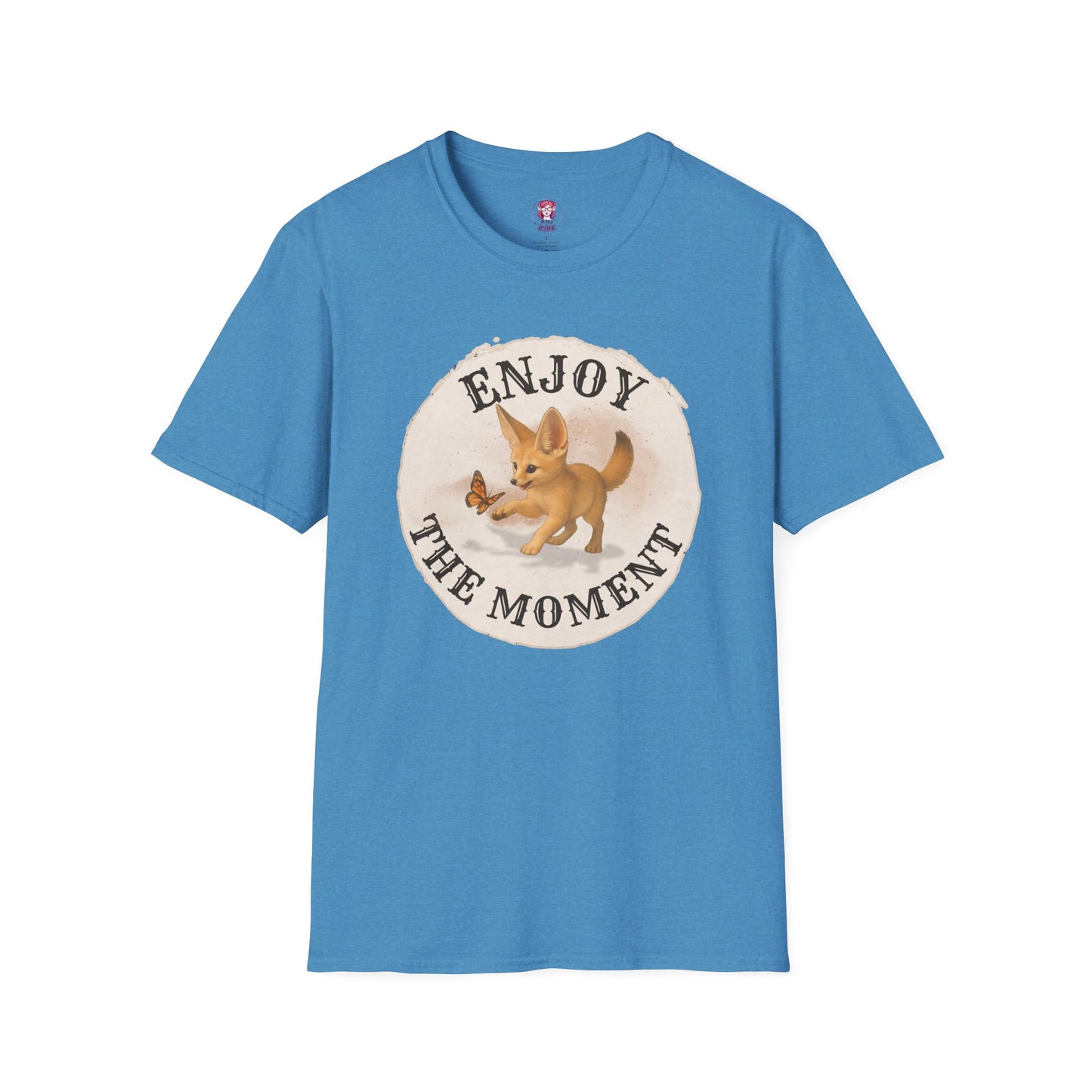 Cute Fox Enjoy the Moment - Unisex Softstyle T-Shirt
