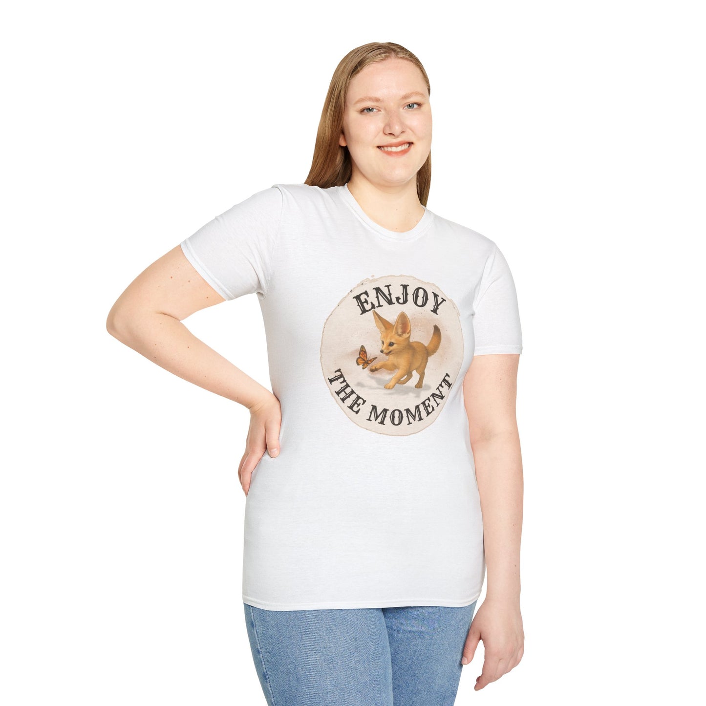 Cute Fox Enjoy the Moment - Unisex Softstyle T-Shirt