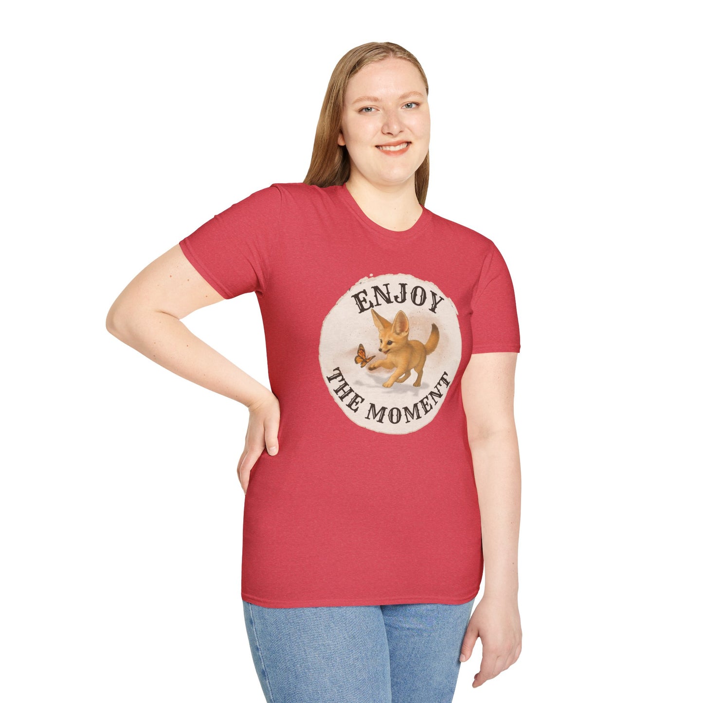 Cute Fox Enjoy the Moment - Unisex Softstyle T-Shirt