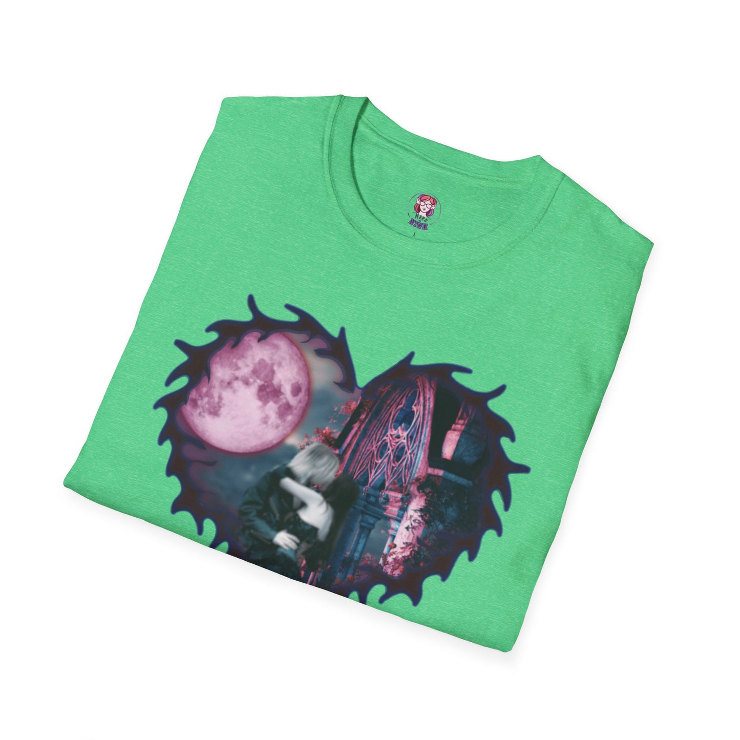 Gothic Couple Under the Moon - Unisex Softstyle T-Shirt
