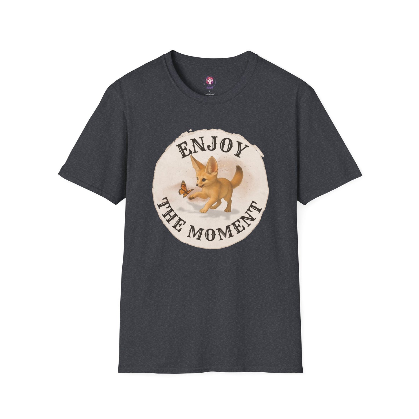 Cute Fox Enjoy the Moment - Unisex Softstyle T-Shirt