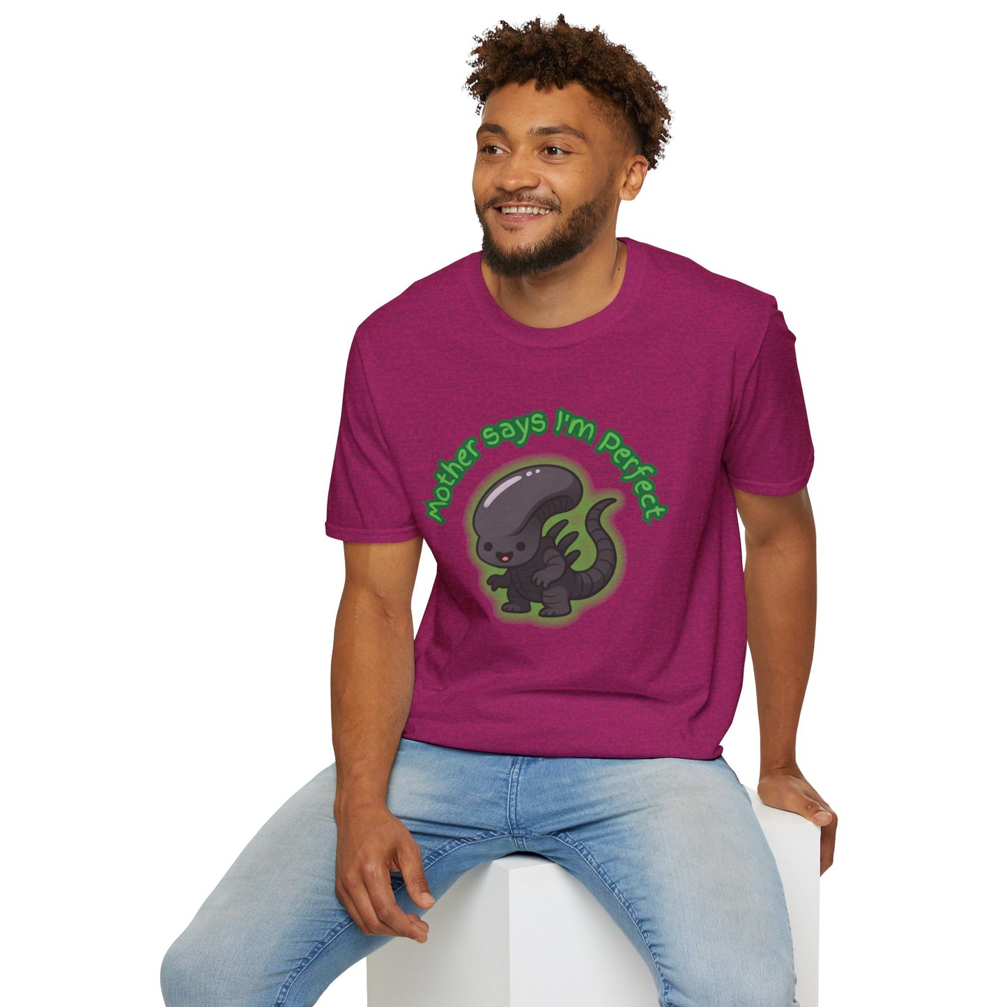 Alien Cute Xenomorph I'm Perfect - Unisex Softstyle T-Shirt