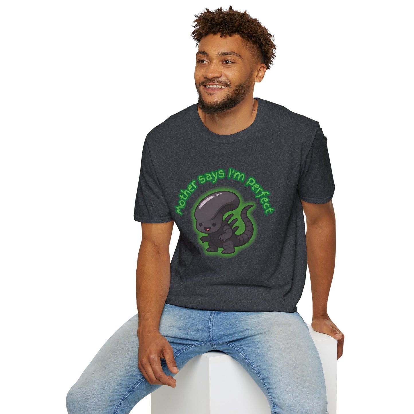 Alien Cute Xenomorph I'm Perfect - Unisex Softstyle T-Shirt