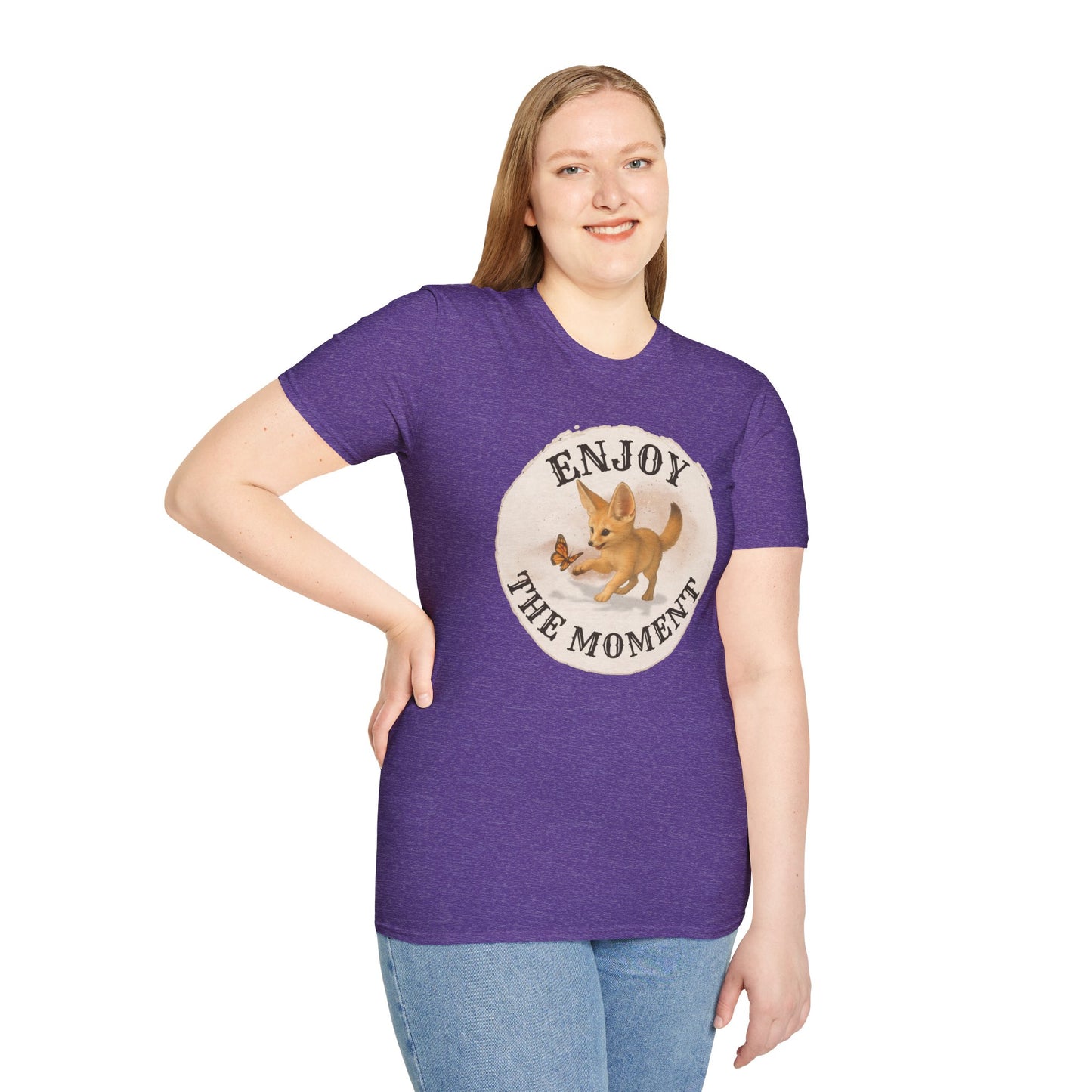 Cute Fox Enjoy the Moment - Unisex Softstyle T-Shirt