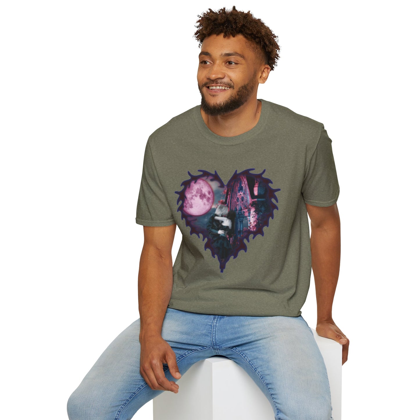 Gothic Couple Under the Moon - Unisex Softstyle T-Shirt