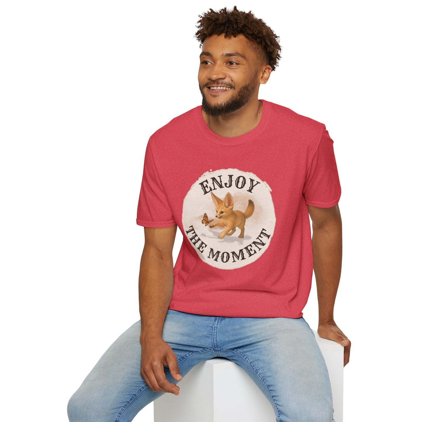 Cute Fox Enjoy the Moment - Unisex Softstyle T-Shirt
