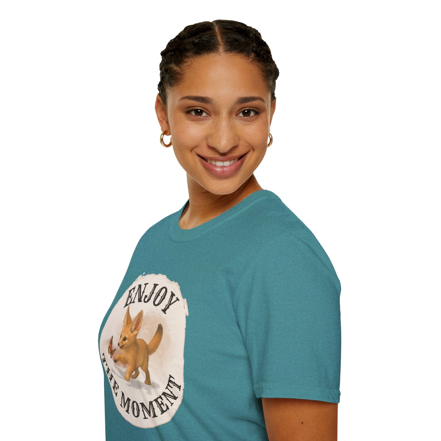 Cute Fox Enjoy the Moment - Unisex Softstyle T-Shirt
