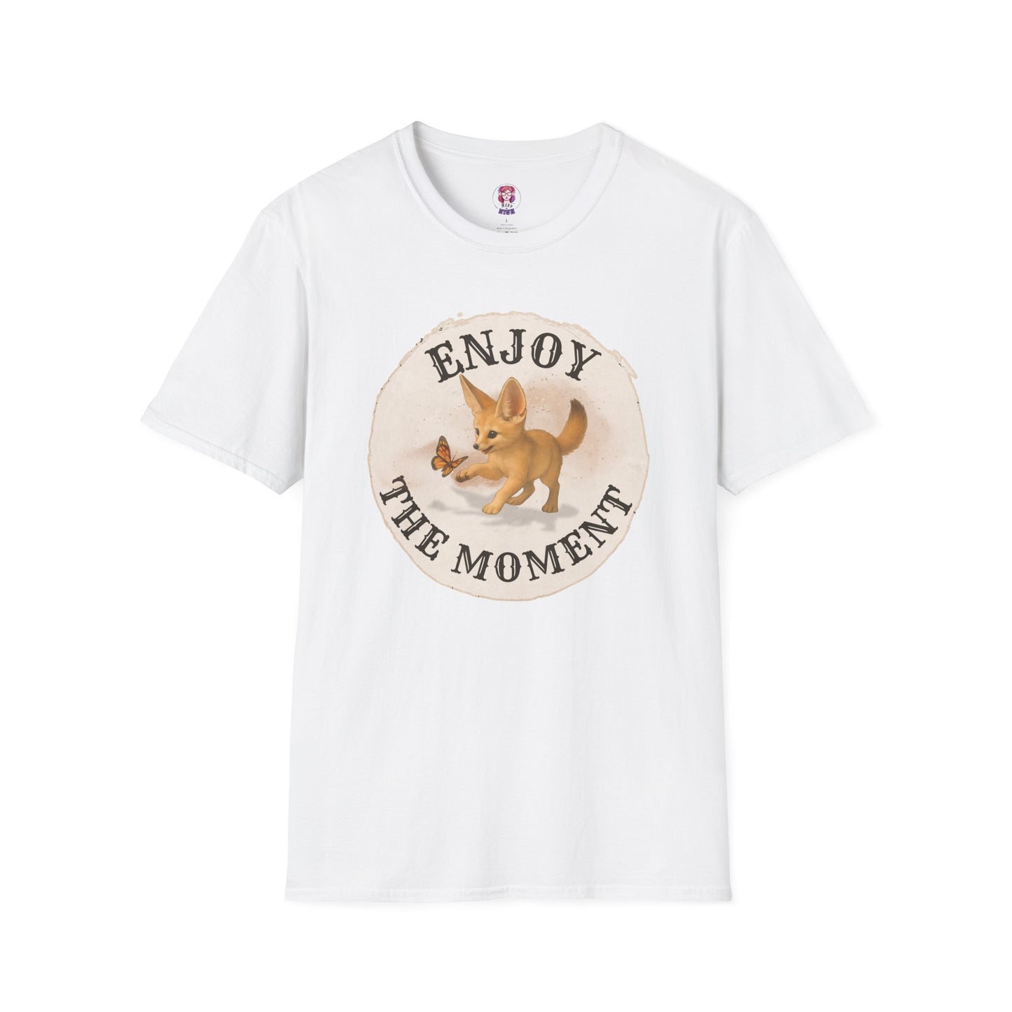 Cute Fox Enjoy the Moment - Unisex Softstyle T-Shirt