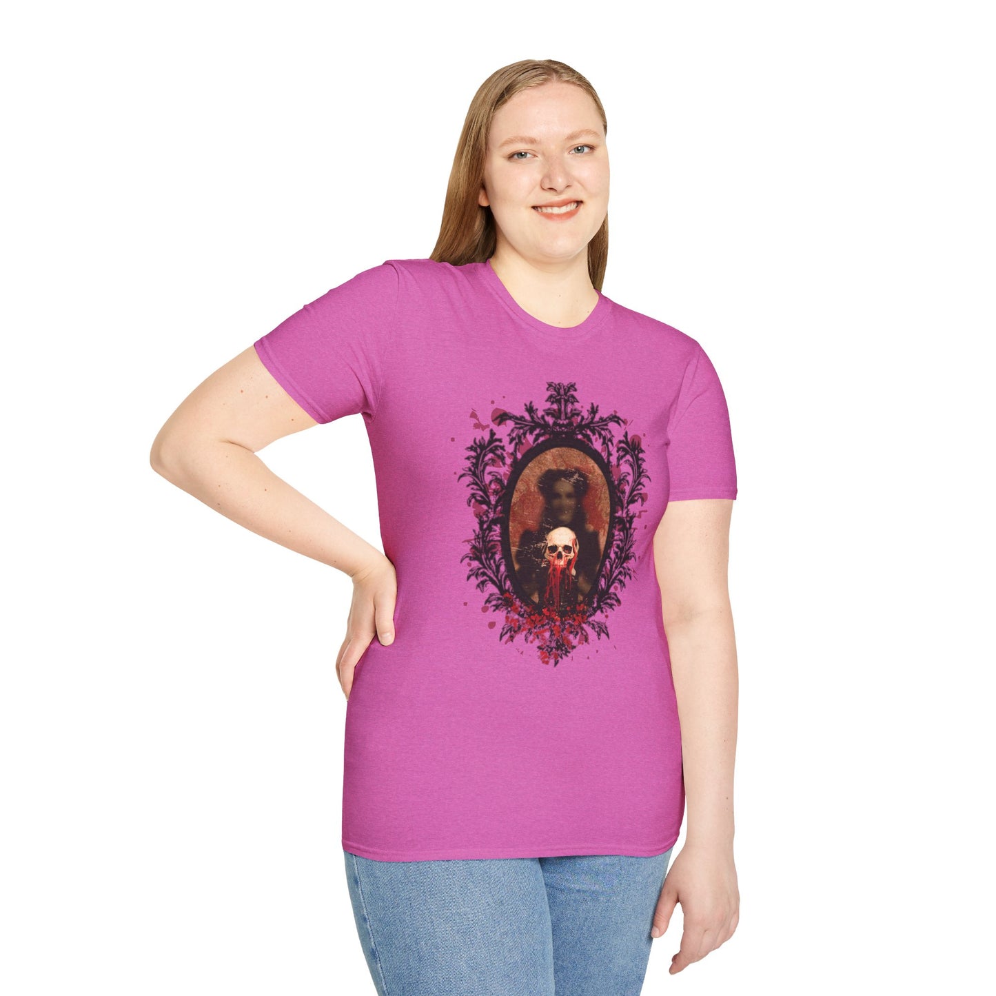 Vintage Gothic Skull Frame - Unisex Softstyle T-Shirt