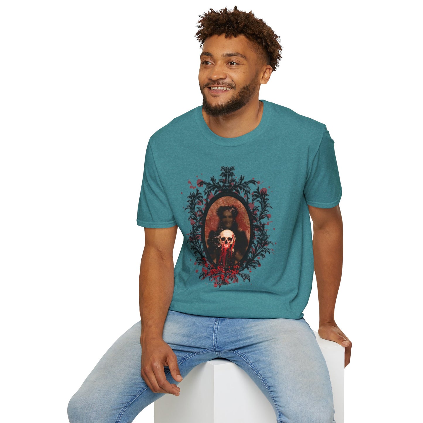 Vintage Gothic Skull Frame - Unisex Softstyle T-Shirt