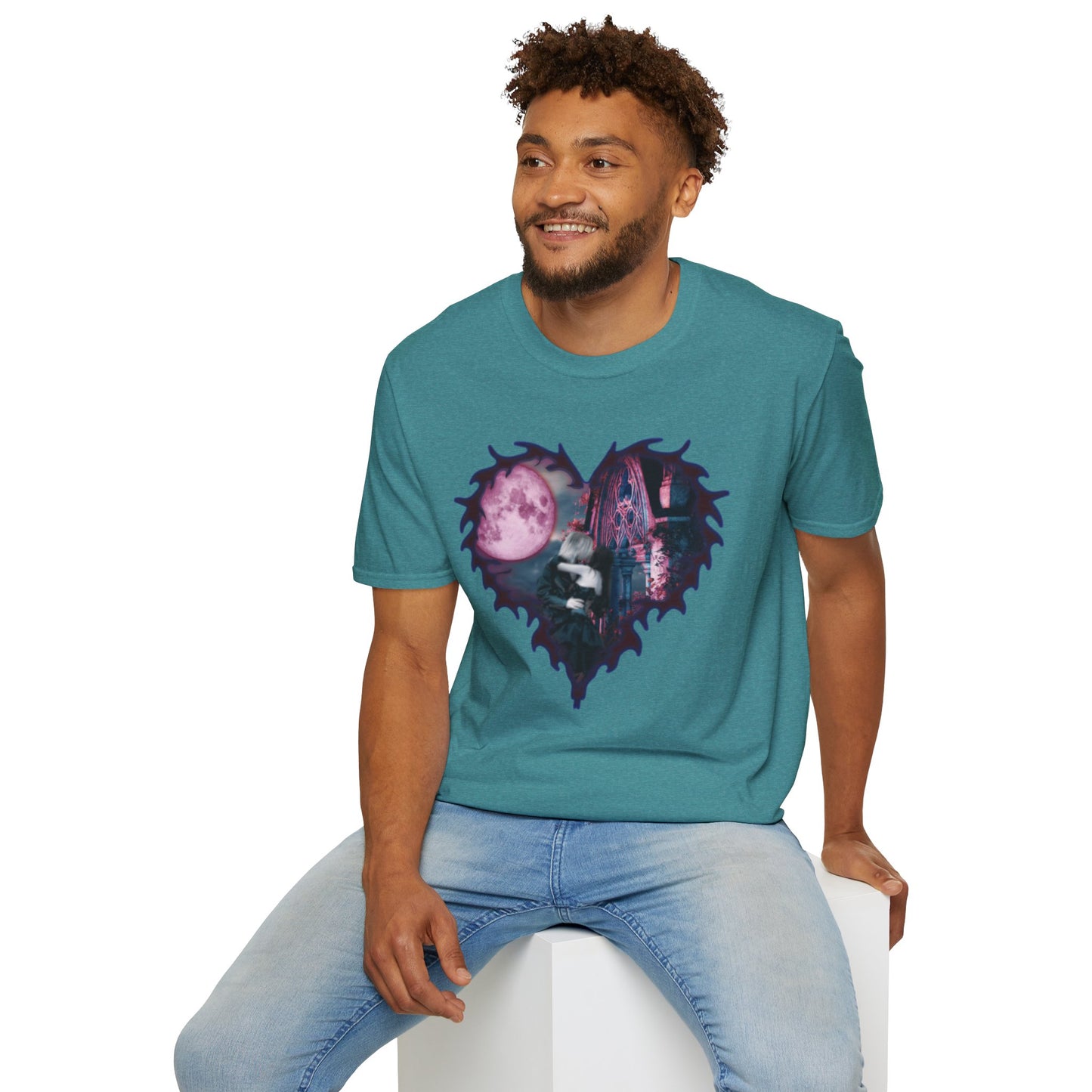 Gothic Couple Under the Moon - Unisex Softstyle T-Shirt