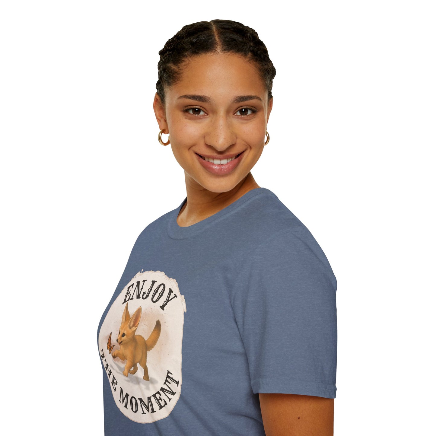 Cute Fox Enjoy the Moment - Unisex Softstyle T-Shirt