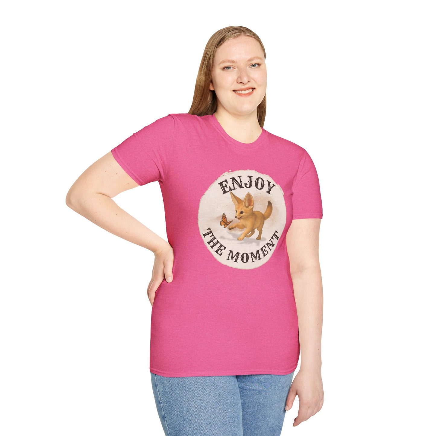 Cute Fox Enjoy the Moment - Unisex Softstyle T-Shirt