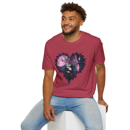 Gothic Couple Under the Moon - Unisex Softstyle T-Shirt