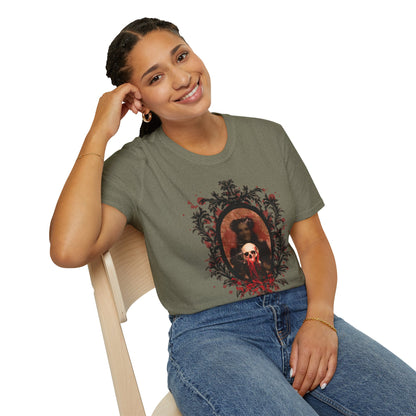 Vintage Gothic Skull Frame - Unisex Softstyle T-Shirt