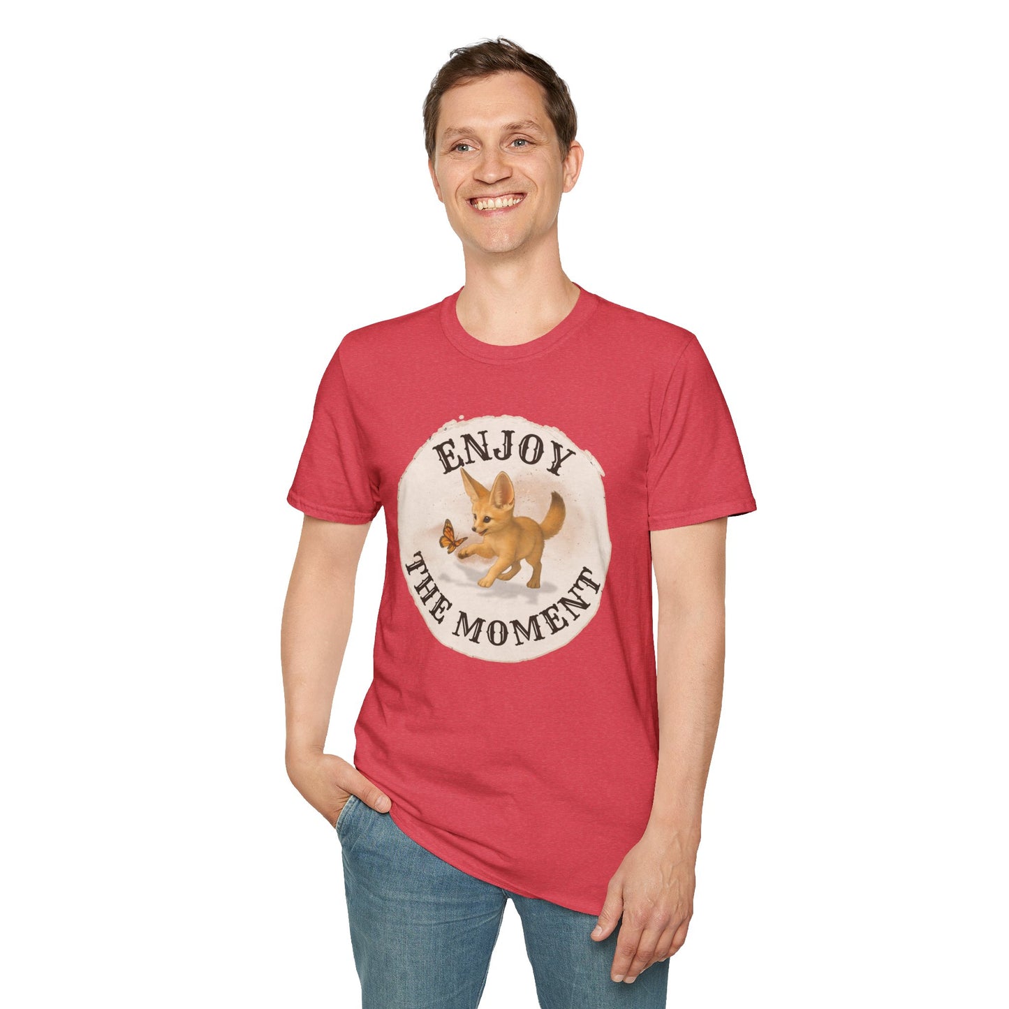 Cute Fox Enjoy the Moment - Unisex Softstyle T-Shirt