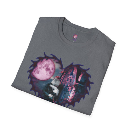 Gothic Couple Under the Moon - Unisex Softstyle T-Shirt