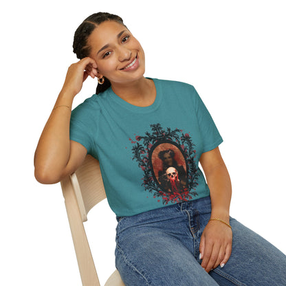 Vintage Gothic Skull Frame - Unisex Softstyle T-Shirt
