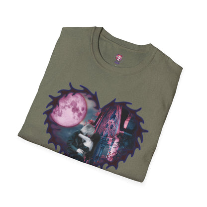Gothic Couple Under the Moon - Unisex Softstyle T-Shirt