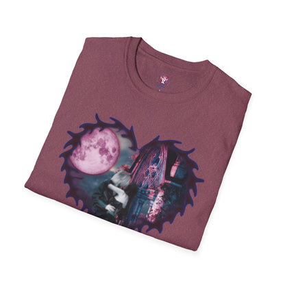 Gothic Couple Under the Moon - Unisex Softstyle T-Shirt