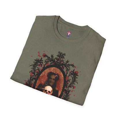 Vintage Gothic Skull Frame - Unisex Softstyle T-Shirt