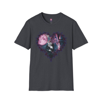 Gothic Couple Under the Moon - Unisex Softstyle T-Shirt